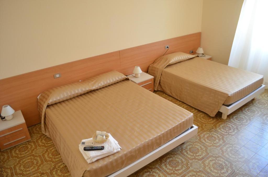 Hotel Happy 3*