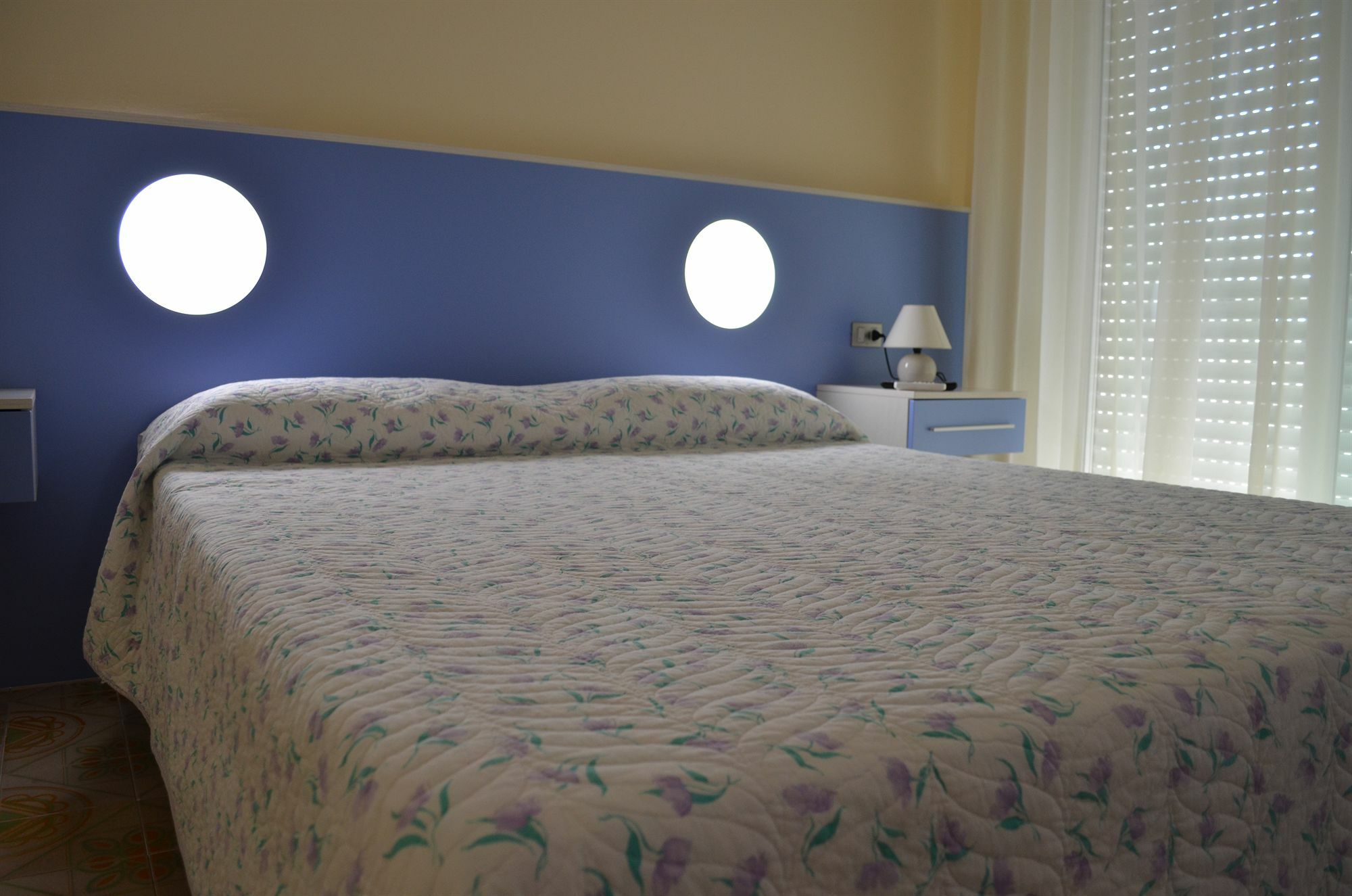 Hotel Happy