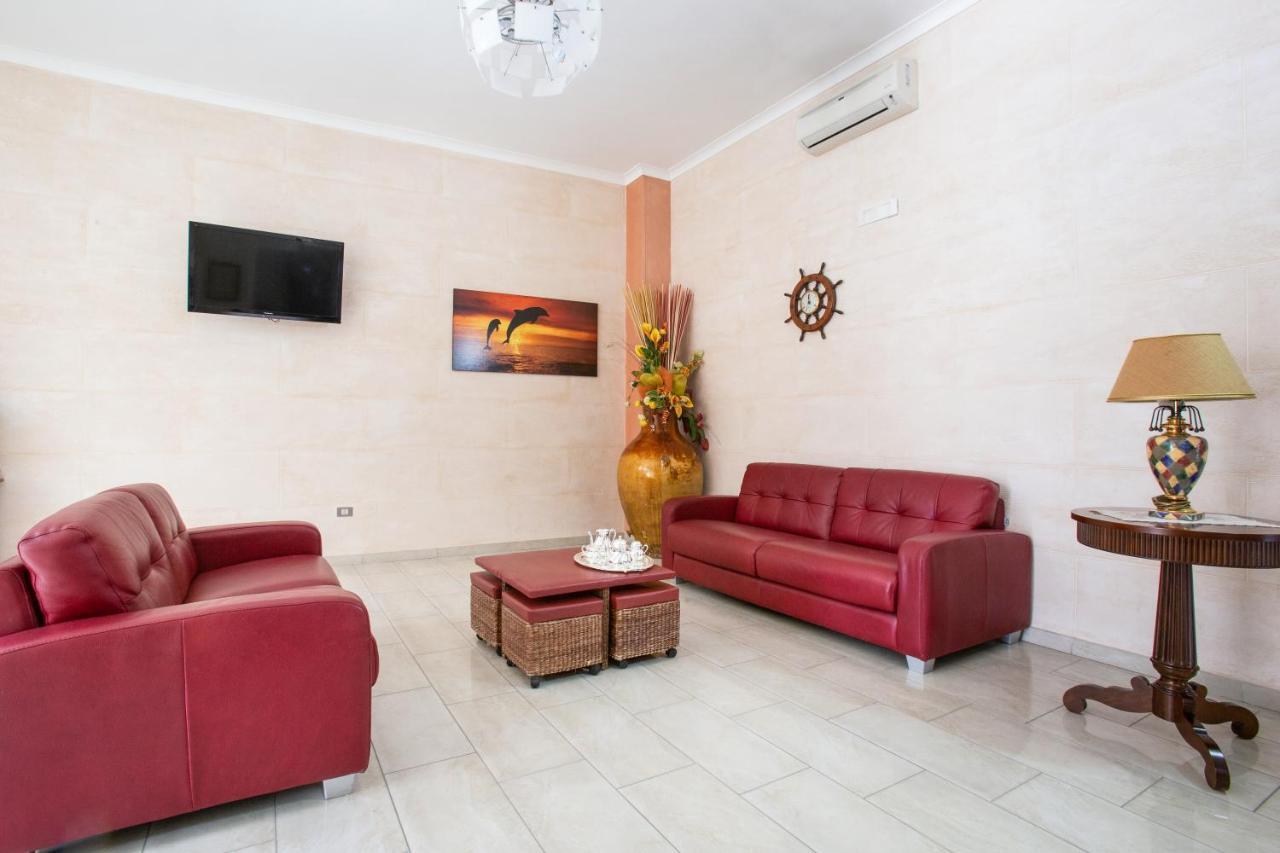Hotel Happy Battipaglia