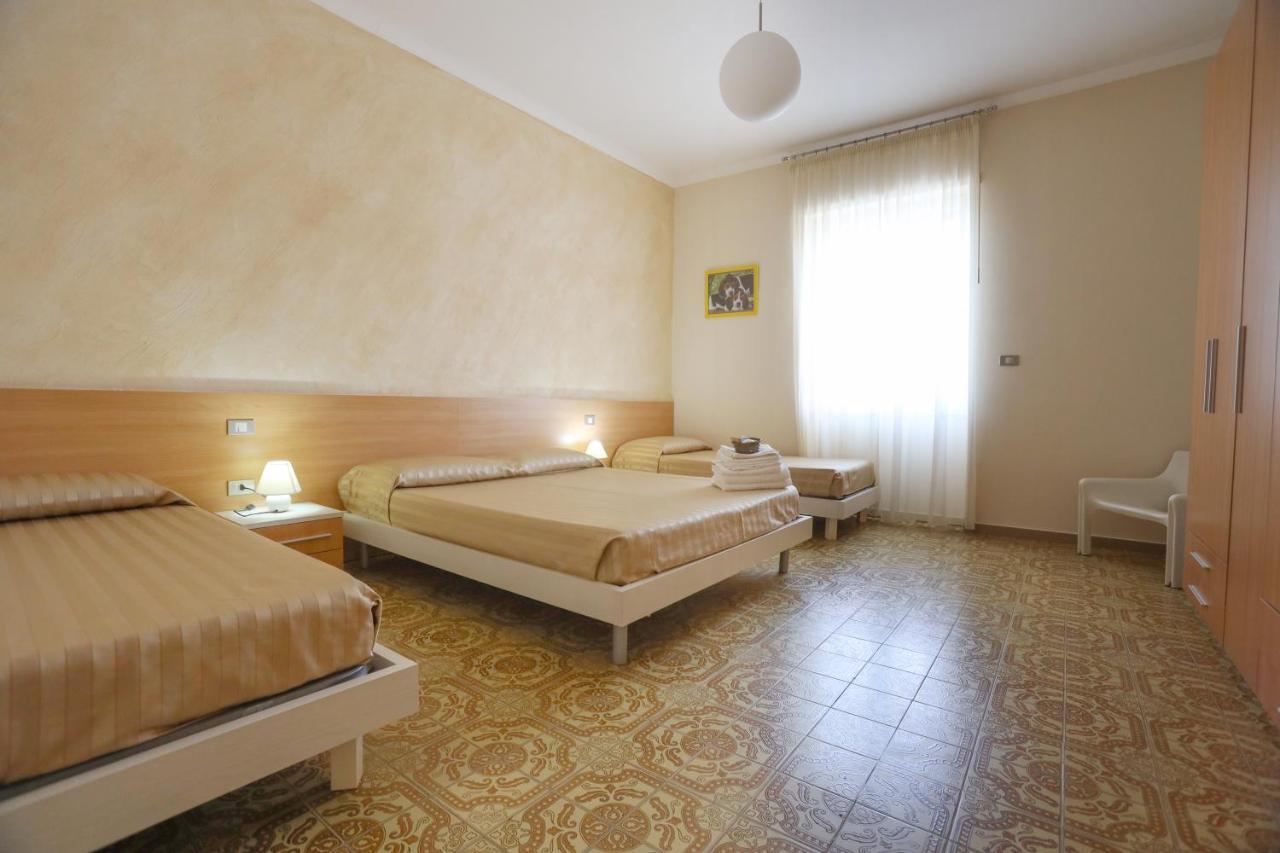 Hotel Happy 3*
