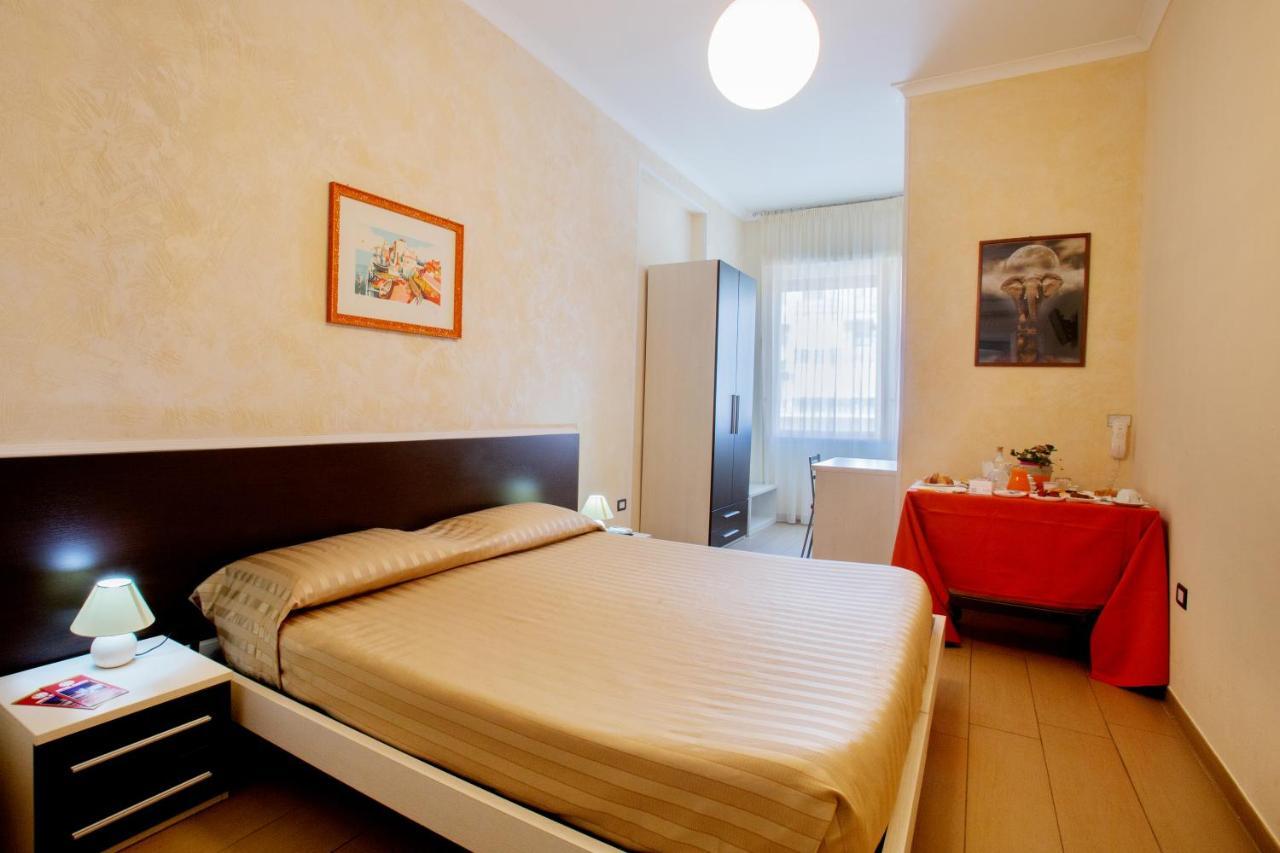 Happy Hotel Battipaglia